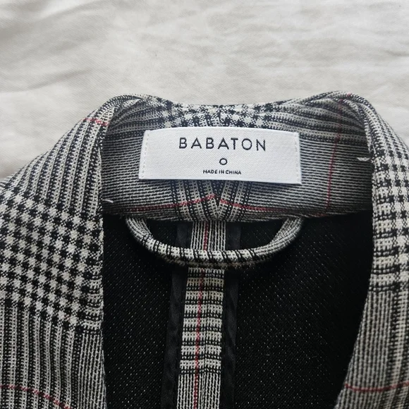 OLD BABATON Power Blazer Grey Glen Plaid 3/4 Sleeves Shawl collar Size 0 Aritzia - Picture 3 of 9